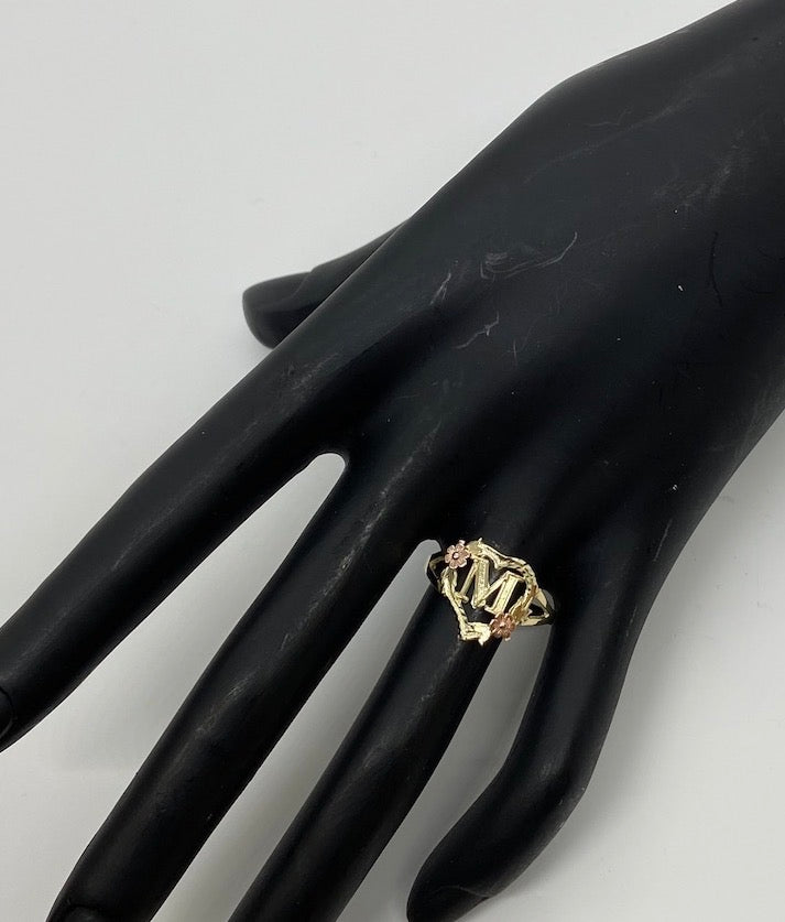 10K Gold Heart Initial W/Rose