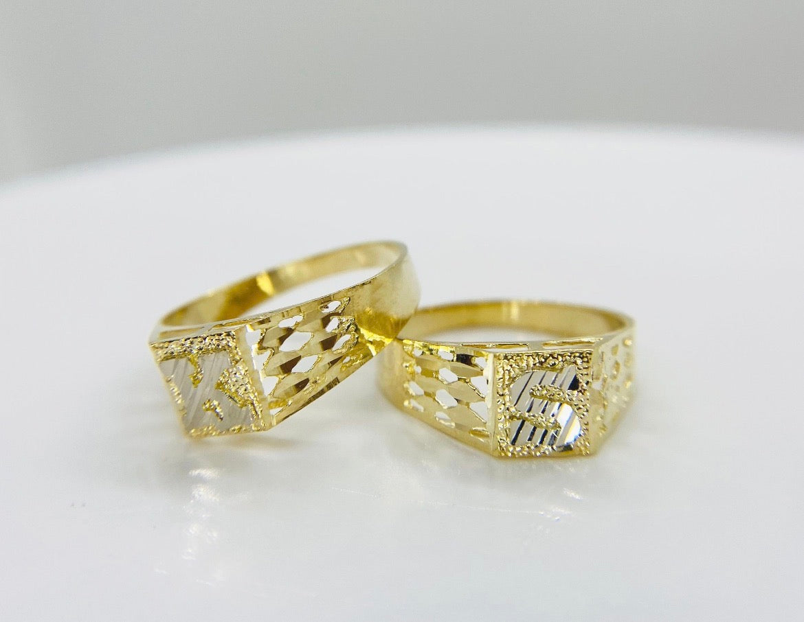 Diamond Cut 10K Ring