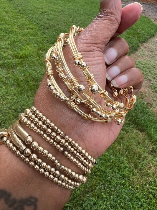 Wire Bangle Set