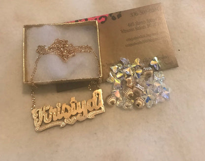 Butterflies 🦋 On Me Nameplate Set